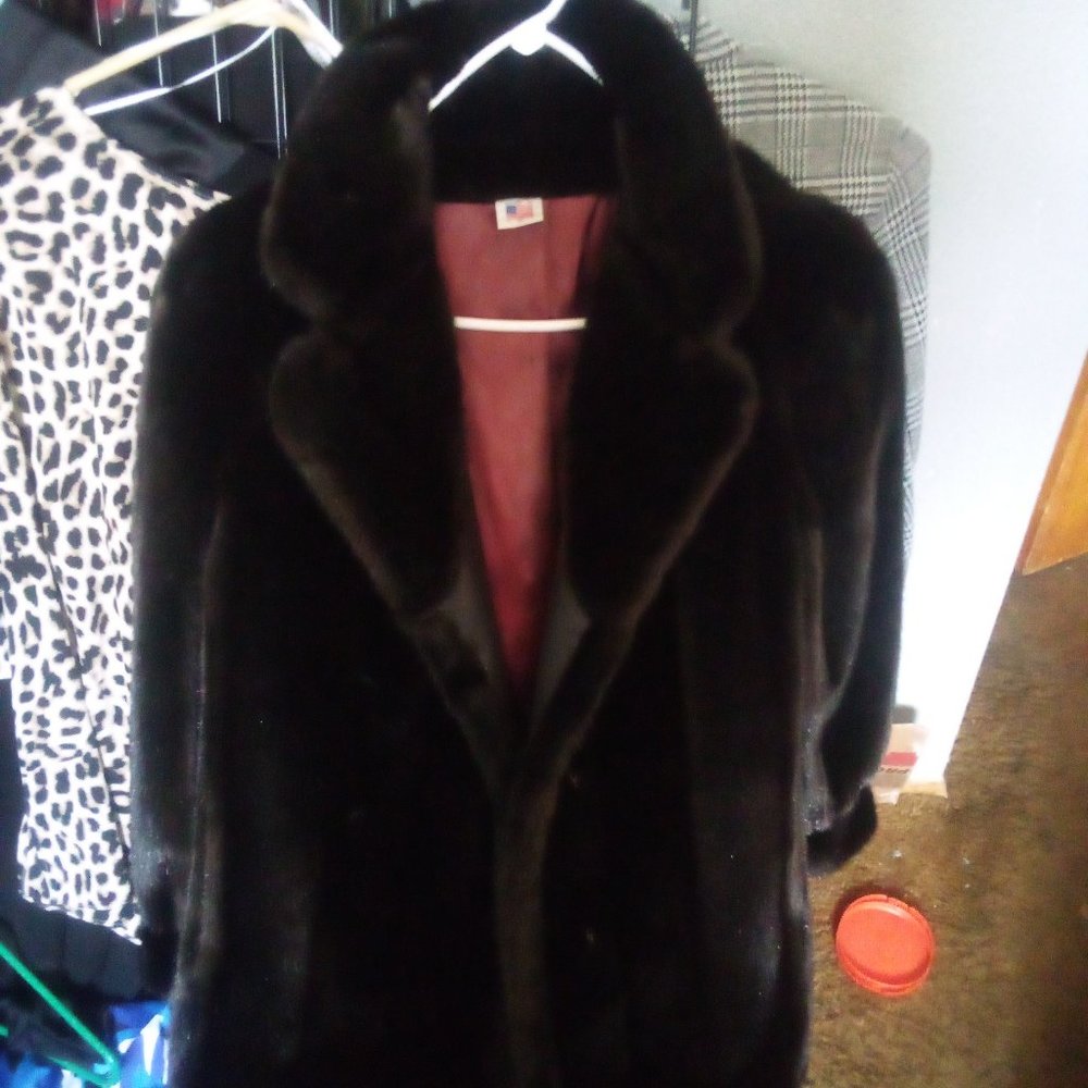 DUBROWSKY & PERLBINDER  FAUX FUR COAT